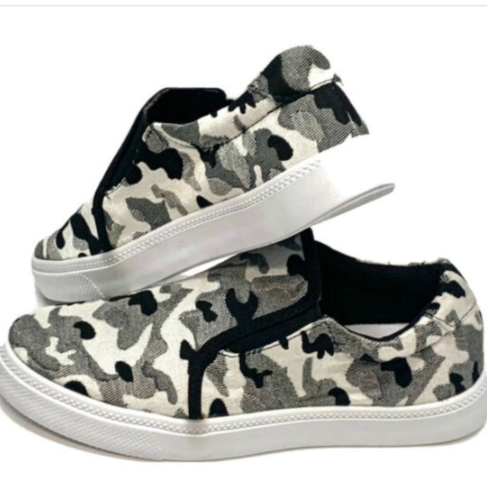 Makers Womens Girls Perla Slip On Sneakers Cheetah Low Top Leopard  Sz 6 New